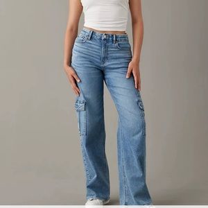 American Eagle cargo jeans - women’s